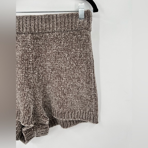 Majorelle REVOLVE Denitza Shorts Chenille High Rise Waisted Fawn Taupe Large - Picture 11 of 16